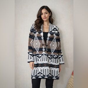 Oliver O Tribal Print Women's Sweater - Black, White, Brown size 2X